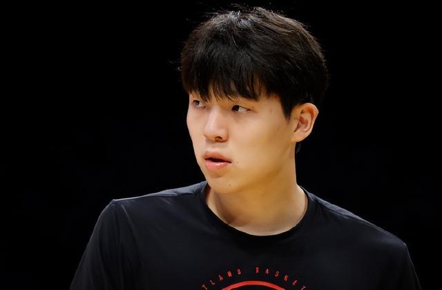 杨瀚森再被下放发展联盟训练，翻译刘禹铖晋升教练组新角色