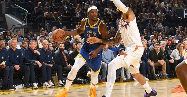 勇士主帅科尔透露：巴特勒背部再伤，周三国王战出战存疑