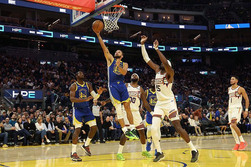 勇士118-107力克太阳 库里高效发挥助球队升至西部第六