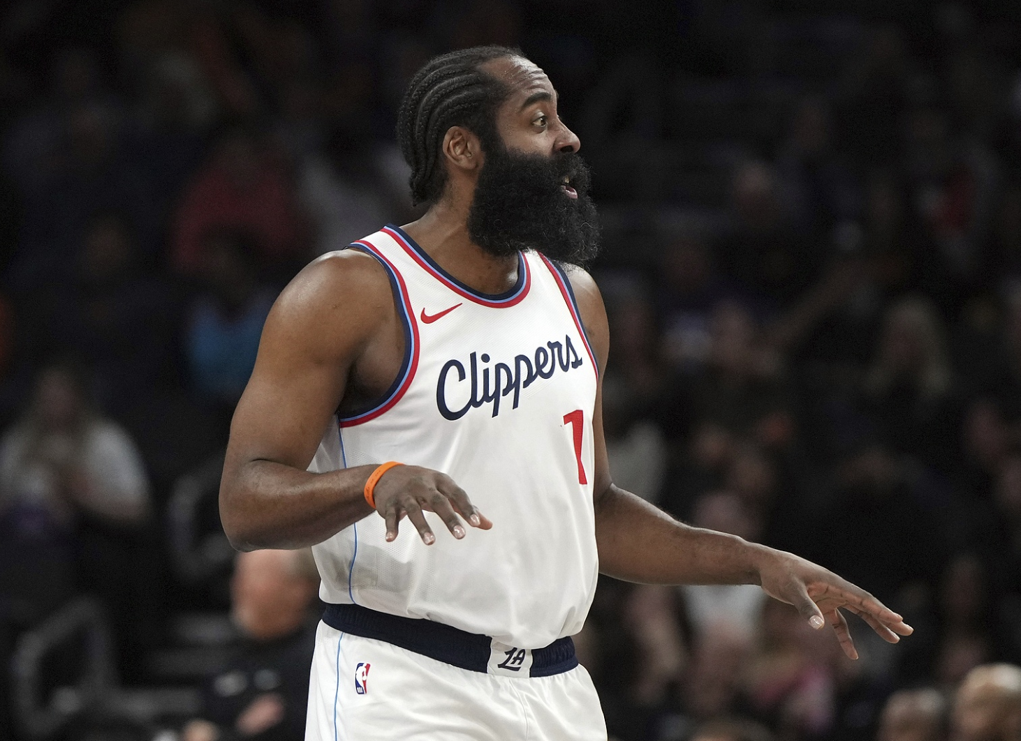 雷霆8连胜创纪录 勇士胜太阳 西部最新排名快船跌至第10