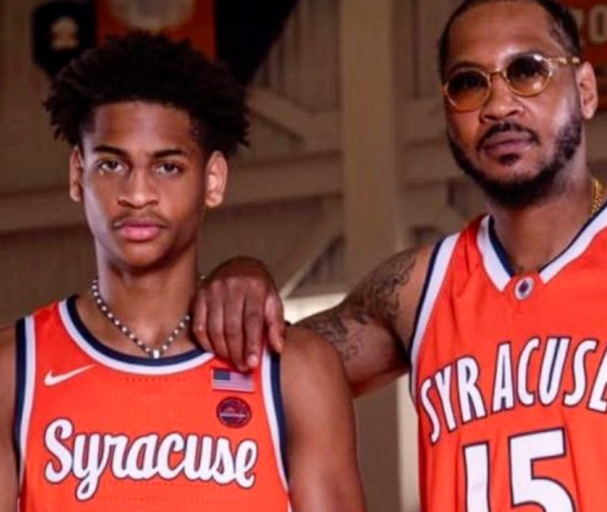 NCAA首秀惊艳！基扬-安东尼15+3+3完胜布朗尼，球二代崛起