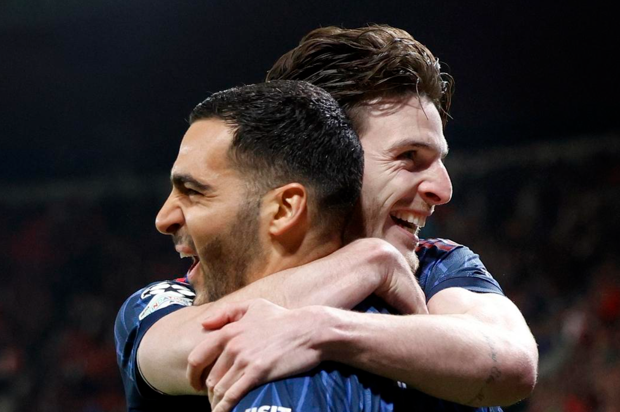 阿森纳3-0横扫布拉格斯拉维亚，豪取10连胜剑指三冠王