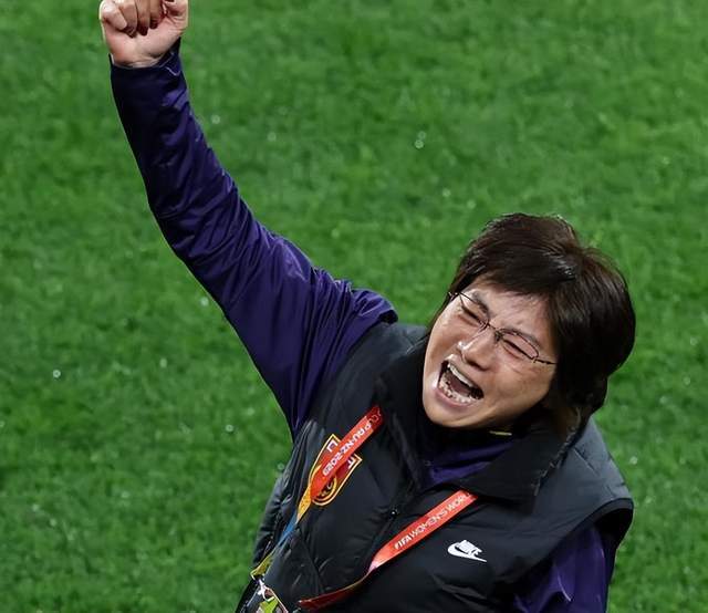 国足选帅再引争议：从全球选帅到本土少帅，历史重演女足选帅风波？