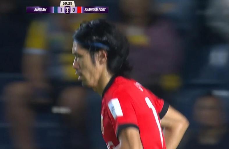 亚冠惨败！上海海港0-2不敌武里南联，吕文君表现引争议