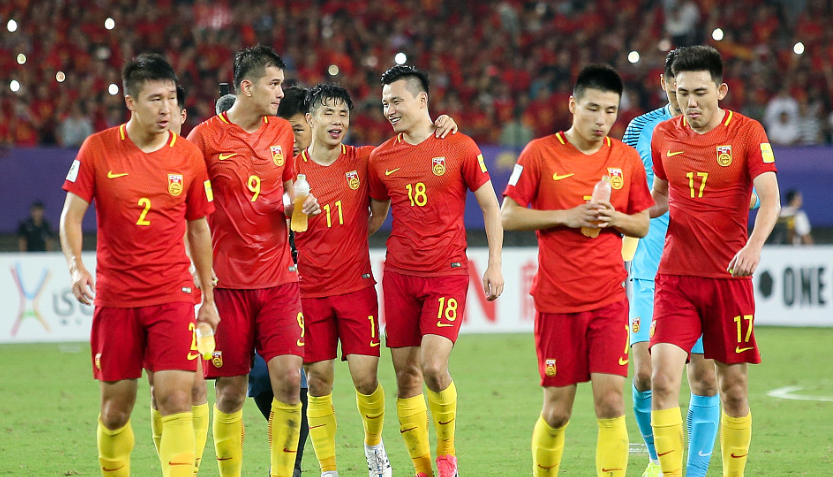 国足新帅人选揭晓：足协放弃洋帅，本土四强谁将脱颖而出？