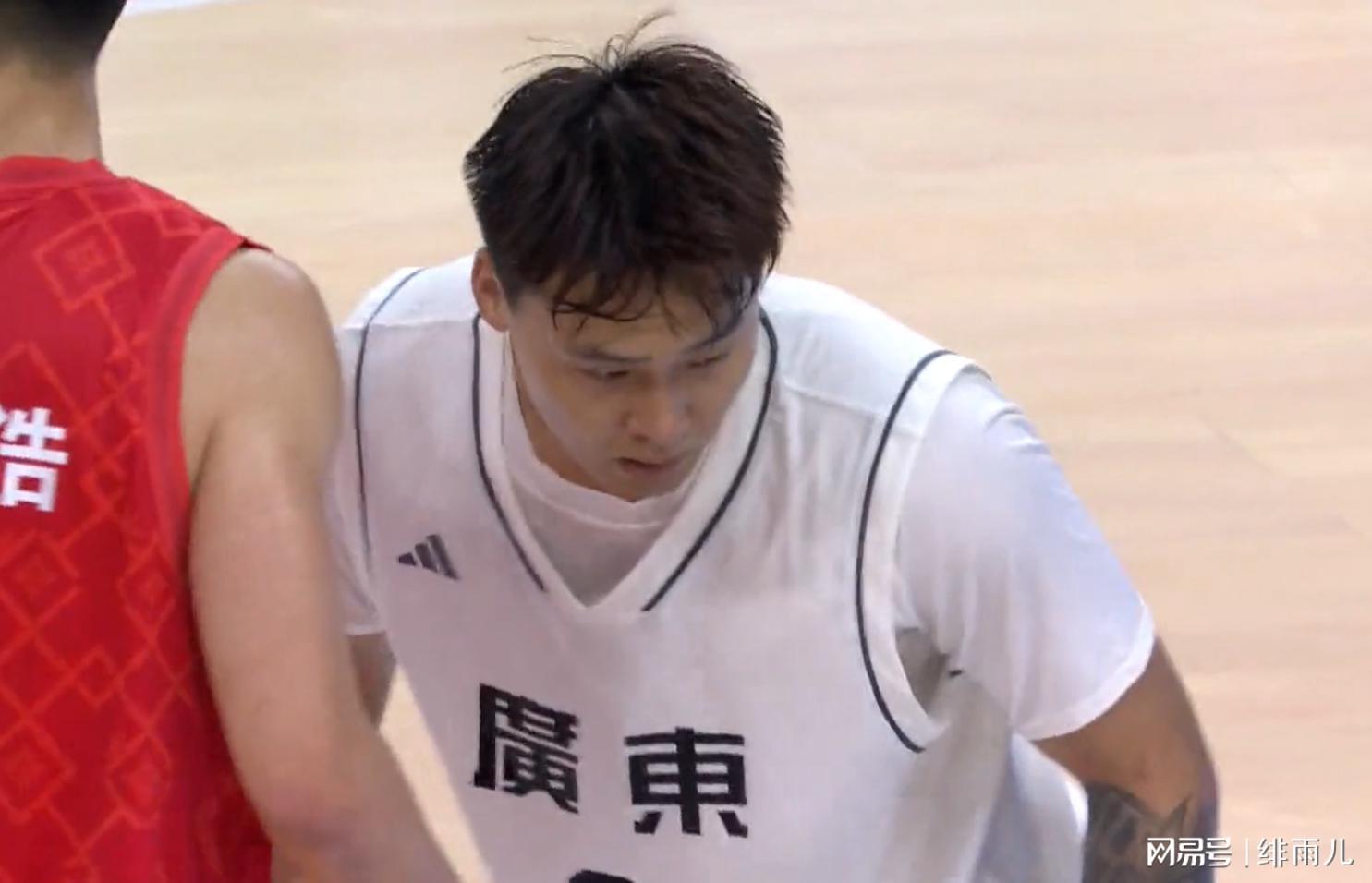 16分大胜却暗藏危机！广东男篮内线隐患遭山东队揭露