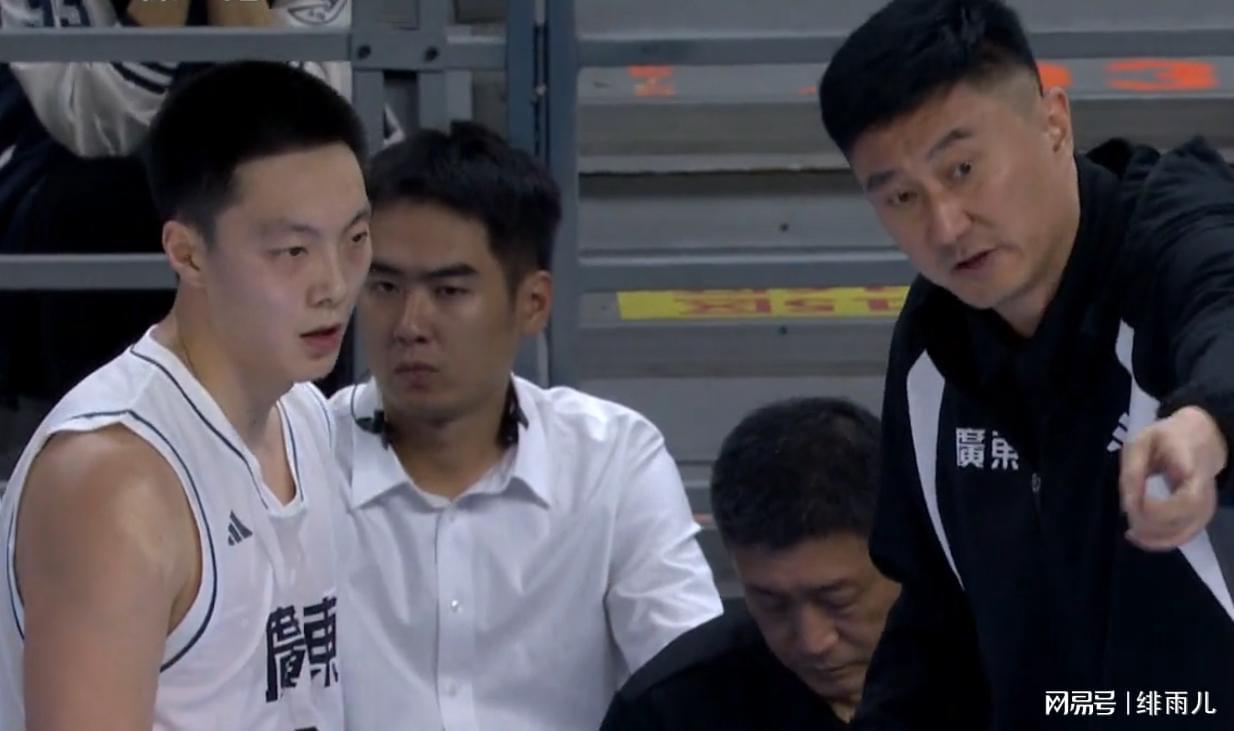 全运会男篮：广东胜山东却暴露内线危机，四国手难敌四川双塔