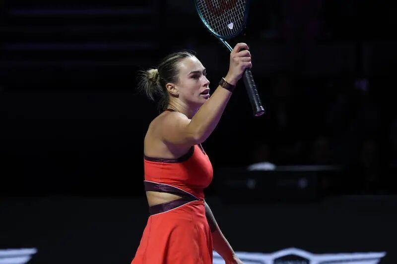 2025WTA年终总决赛：萨巴伦卡复仇佩古拉，高芙轻取保利尼