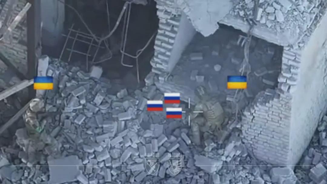 俄军波克罗夫斯克折损12万兵力，顿巴斯战场态势逆转