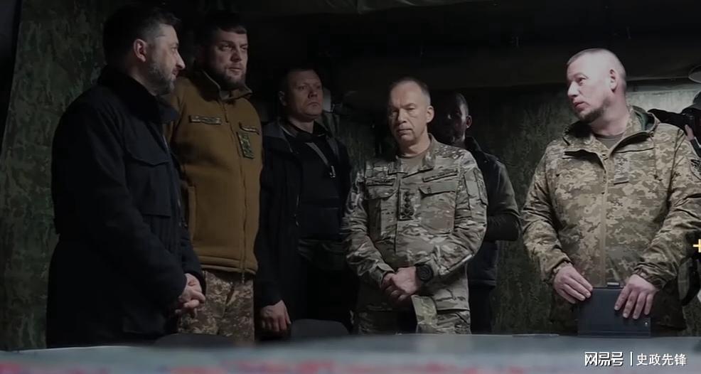 泽连斯基频繁亲赴前线，俄罗斯军事专家发出战略警告
