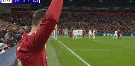 库尔图瓦扑救范戴克头球