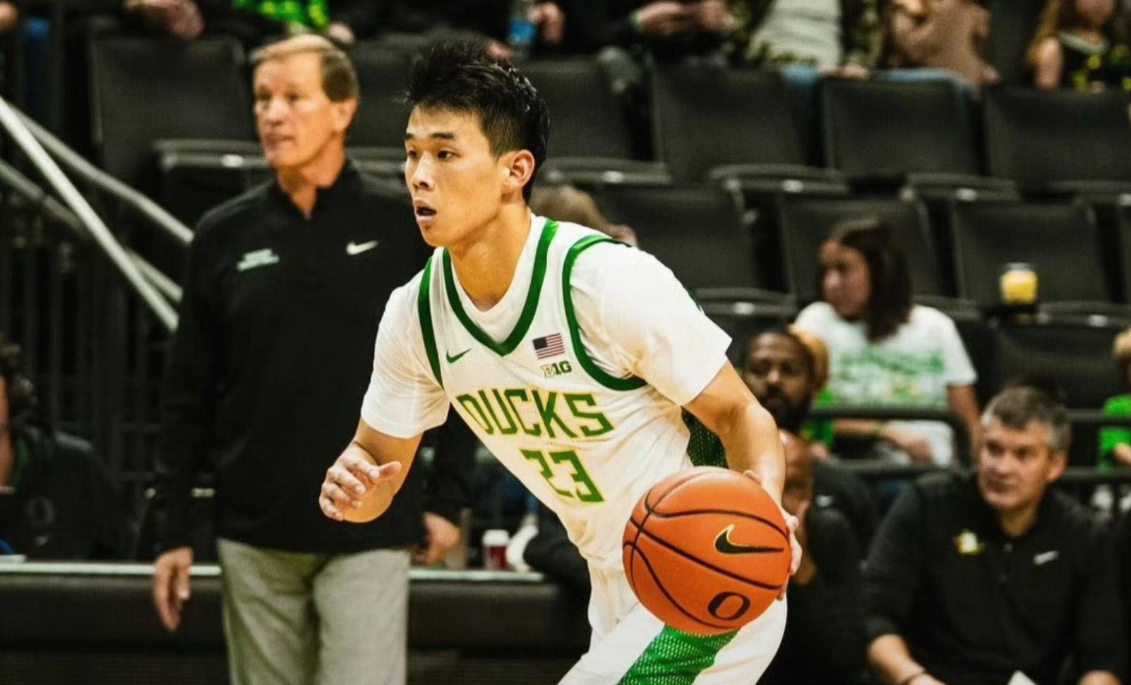 林葳NCAA首秀数据揭秘：俄勒冈主帅评价其适应情况