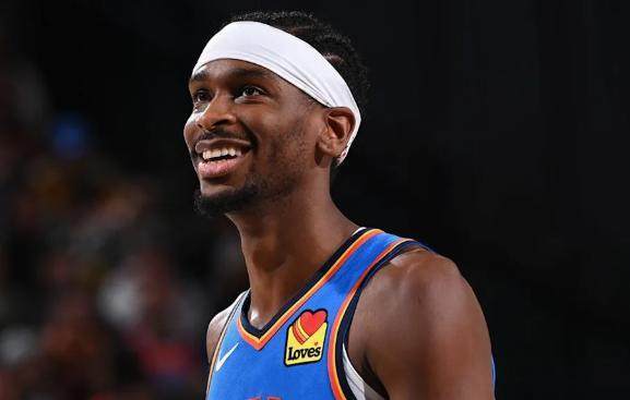 雷霆8连胜领跑NBA！二当家缺阵仍强势，阵容深度成制胜关键