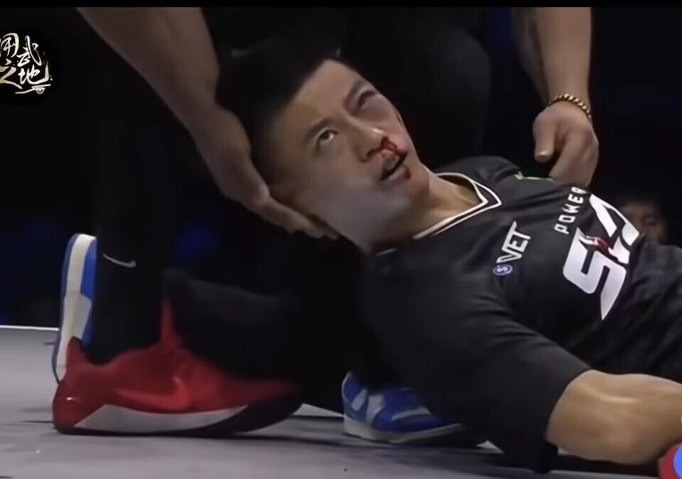 中国武术大师谈徒弟被扇晕：能打人≠能挨揍，抗击打需科学训练