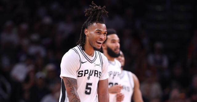 卡斯尔立目标冲防阵 盛赞文班亚马将成联盟第一人