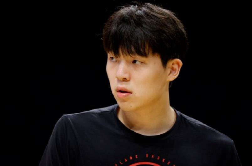 杨瀚森发展联盟动态：下放与召回真相，翻译进教练组系误传