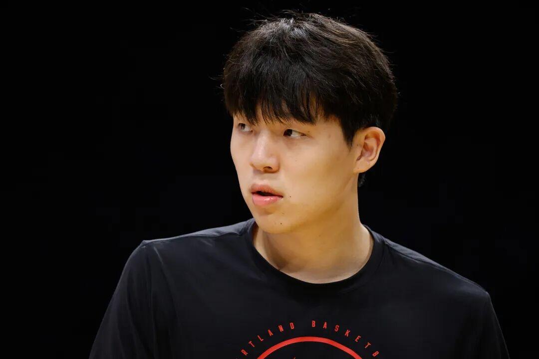 雷霆8连胜！用快船签选杰伦威，还暴打快船成最大赢家