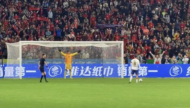 2025苏超圆满落幕：维达携手江苏足球共筑韧性体育新篇章