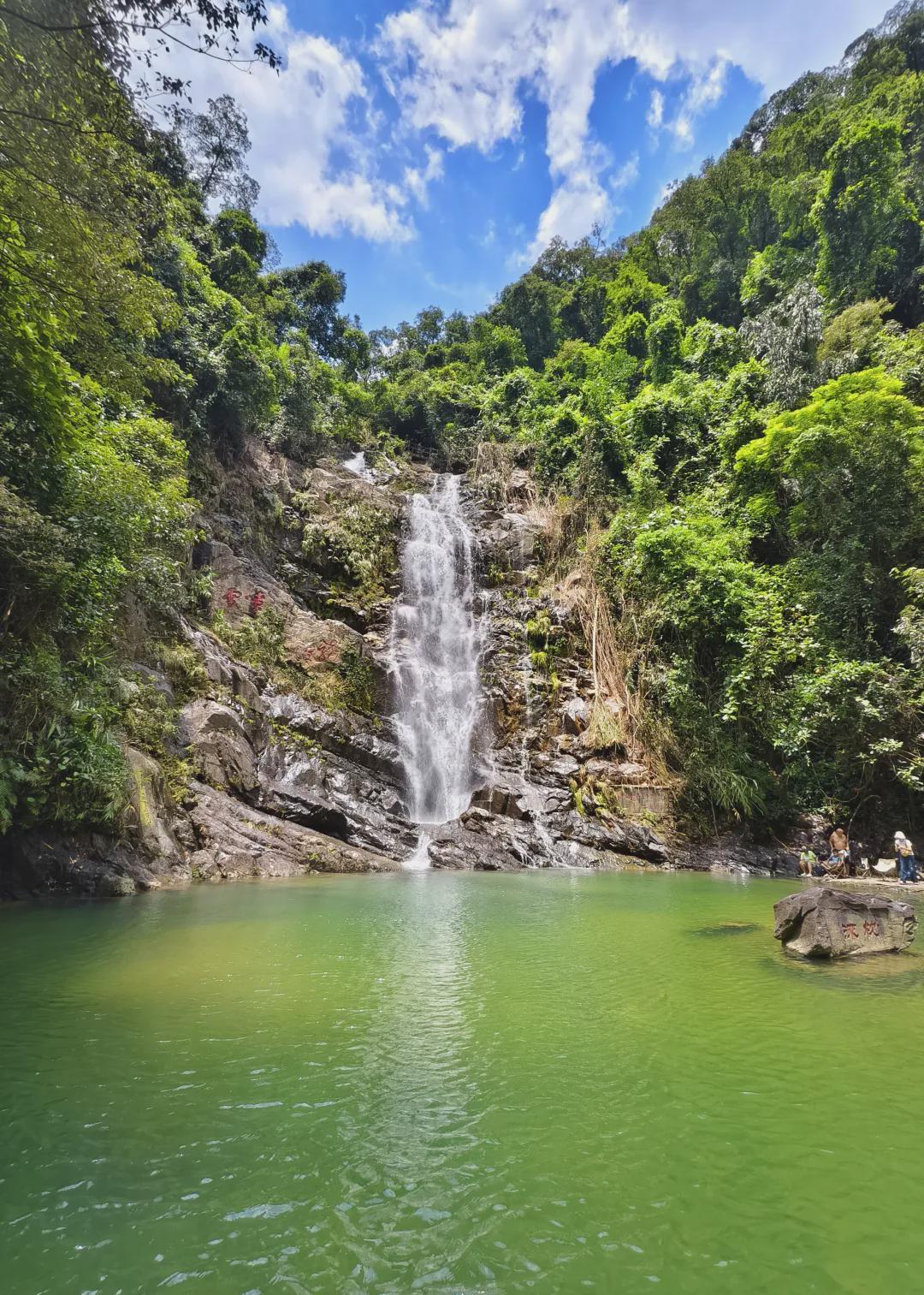 肇庆中超赛事期间，星湖景区免票福利大放送！