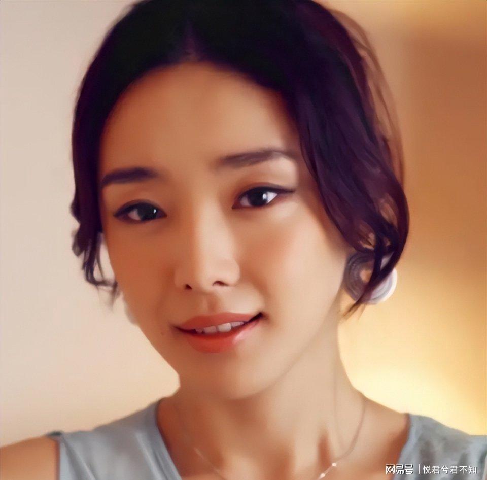 张艺谋力捧女星韩熙庭：从谋女郎到卷款逃亡的跌宕人生