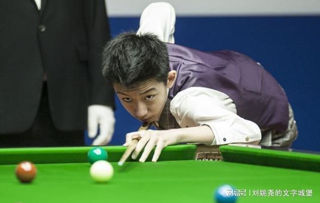 斯诺克国锦赛激战正酣：巫师绝杀晋级，中国军团2胜2负，吴宜泽创3纪录