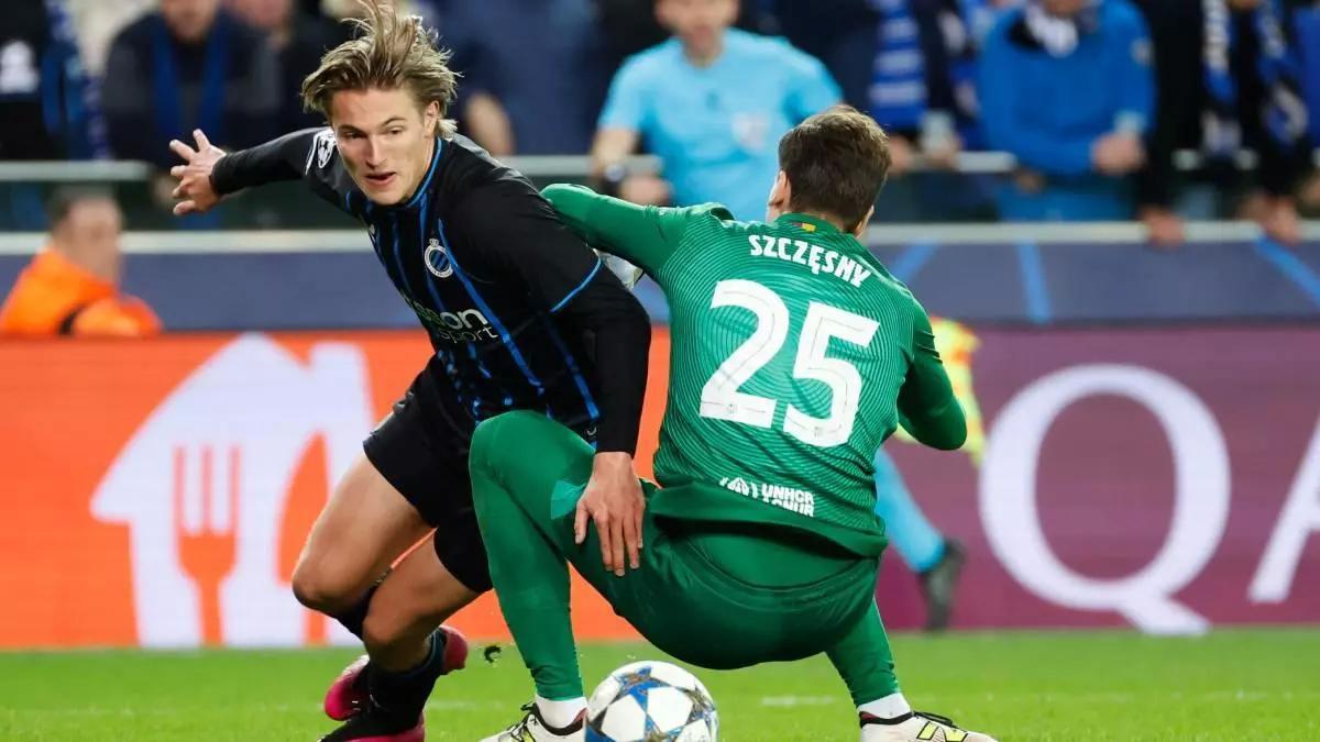 每体评巴萨门将：什琴斯尼8场失15球，与霍安-加西亚差距显著