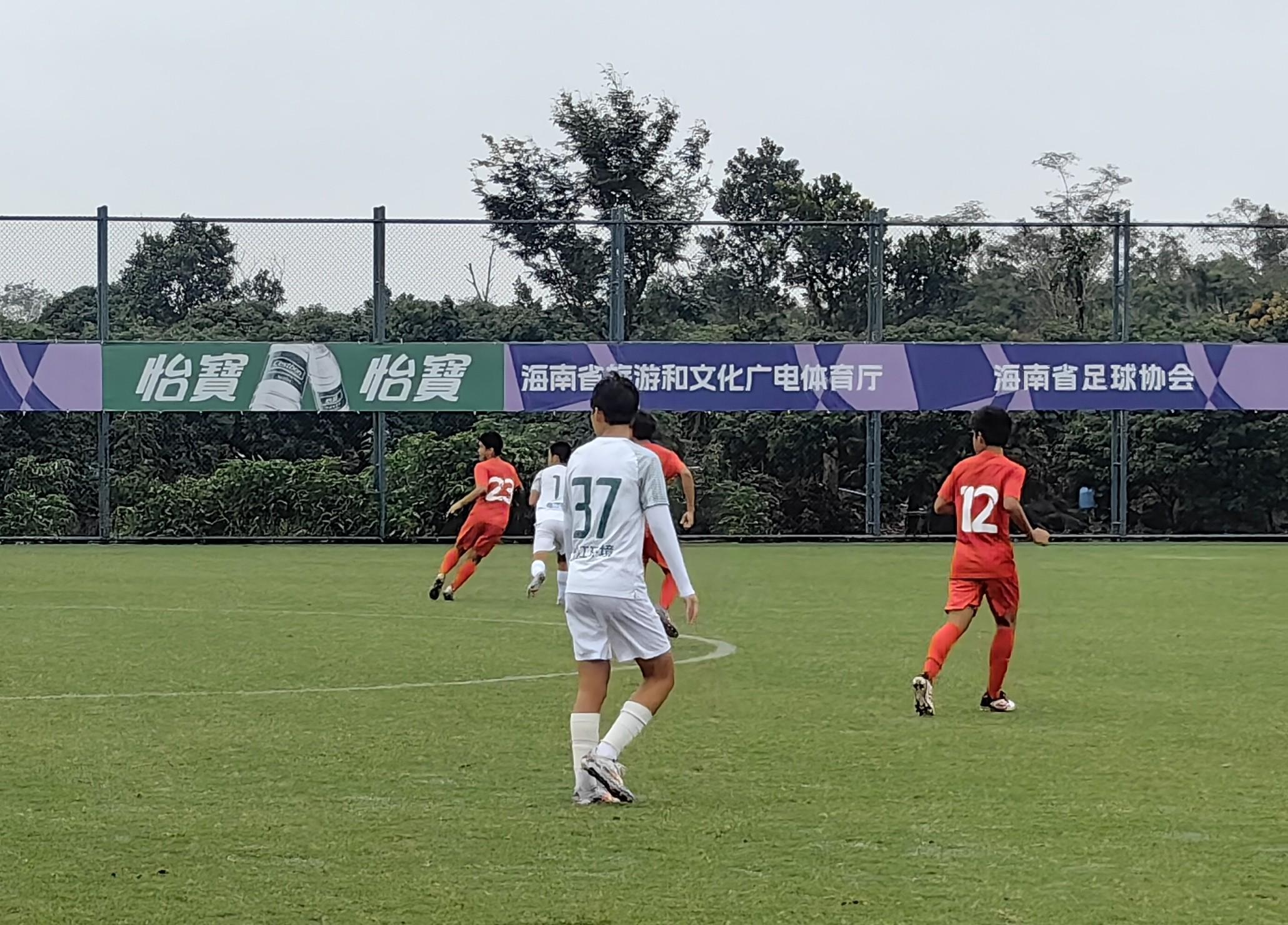 英超青训专家：U15最佳球员未必成U19翘楚，教练需着眼未来