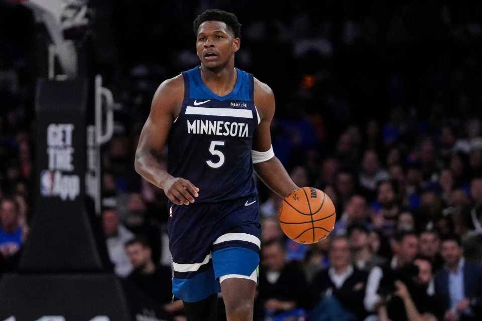 华子复出13中5森林狼负尼克斯 兰德尔32分唐斯两双领跑联盟