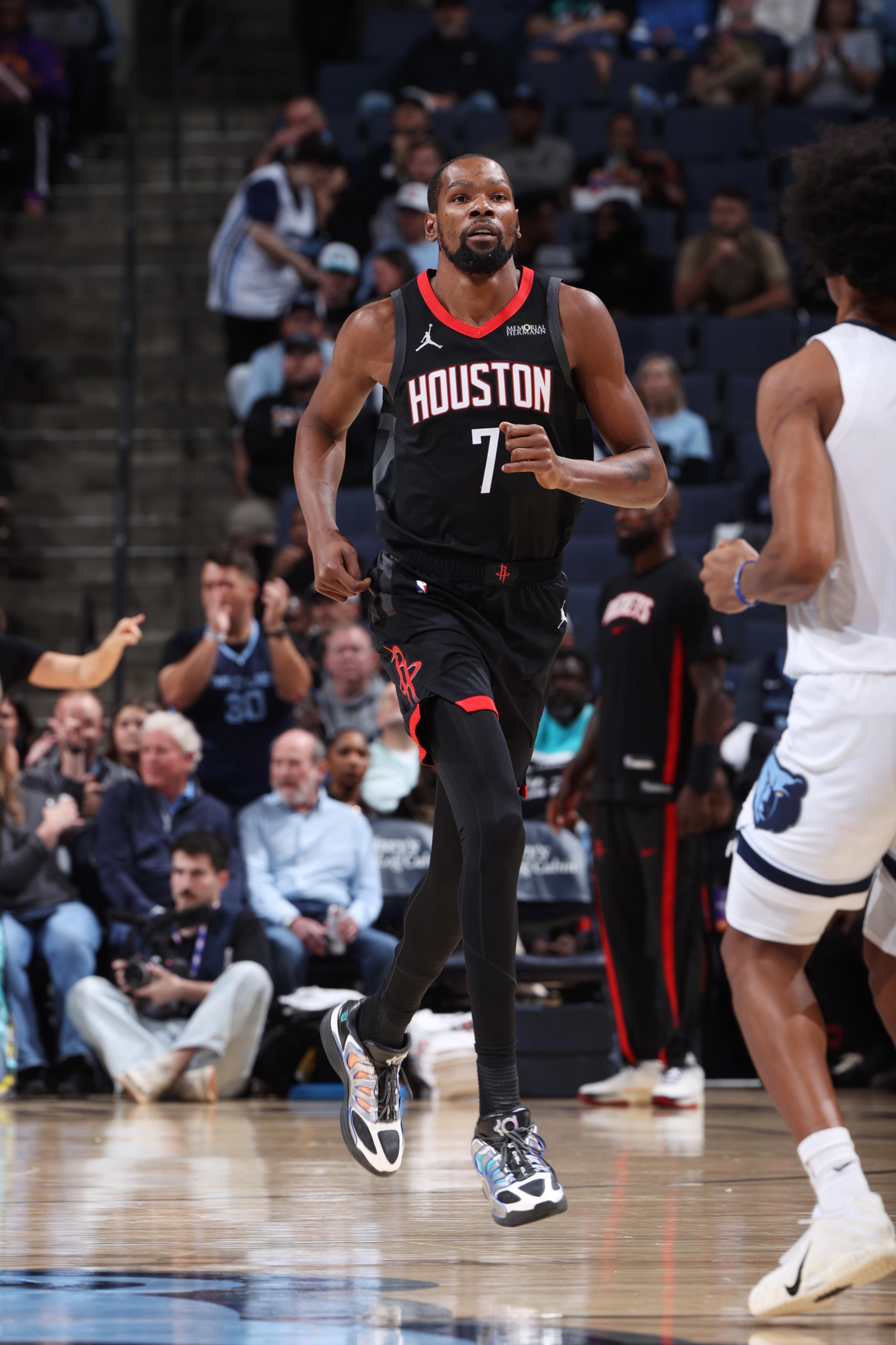 杜兰特状态低迷仅得11分，火箭仍大胜灰熊，正负值+20成亮点