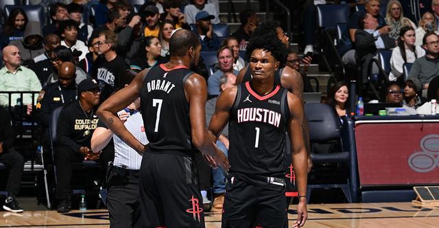 狂轰28+10！阿门：杜兰特被包夹时 我获空位轻松得分