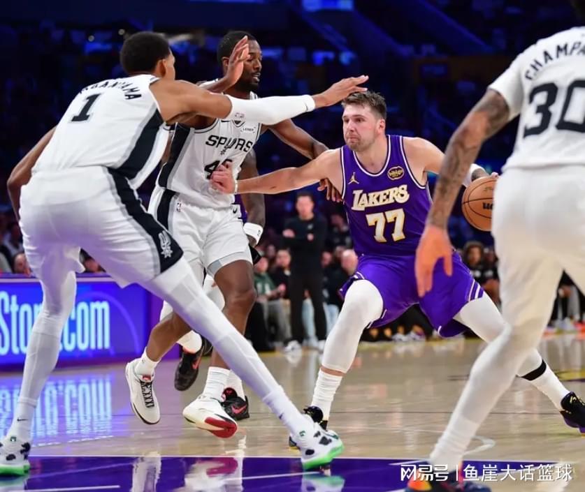 NBA最新排名：湖人升至西部第二，开拓者爆冷终结雷霆8连胜