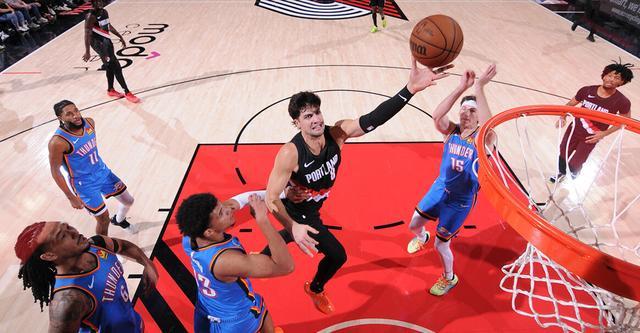 阿夫迪亚26+10+9闪耀全场 开拓者逆转雷霆终结8连胜