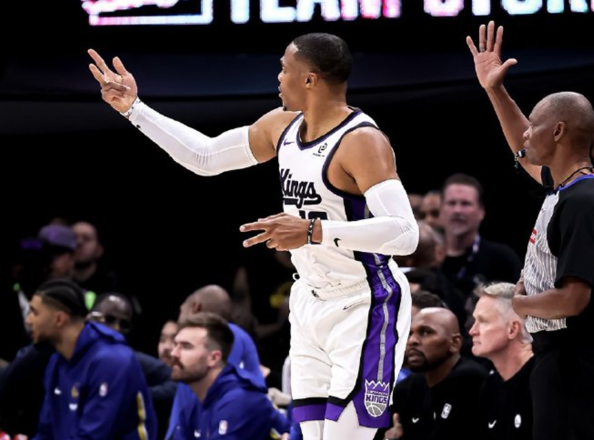 威少关键抢断+三双！国王力克残阵勇士，老将底薪闪耀全场