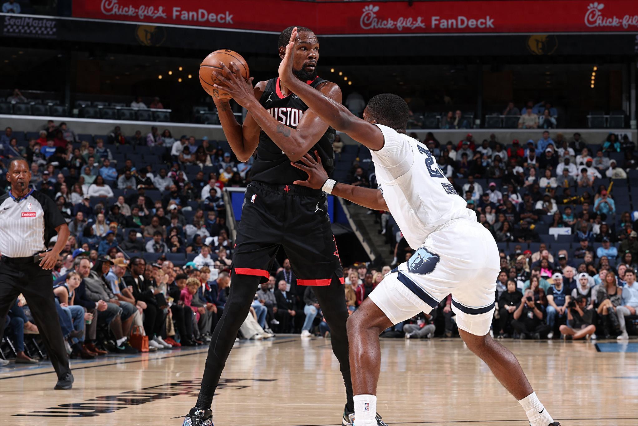 申京20+16+7创纪录，火箭5连胜揭秘：4大变化让杜兰特乐开怀