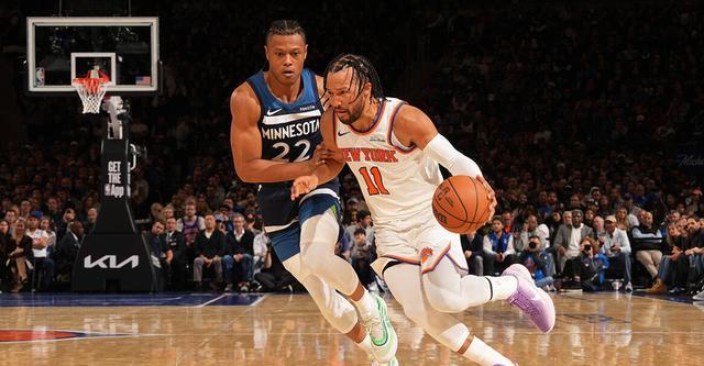 布伦森23+7+10兰德尔32分 尼克斯主场力克森林狼迎三连胜