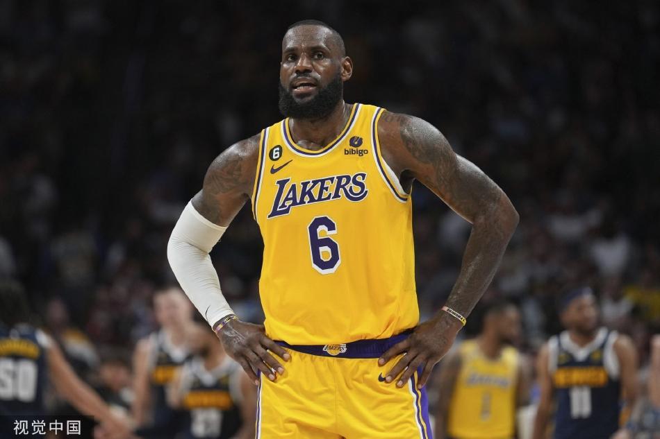 詹姆斯或赴发展联盟训练？网友热议：这操作太意外！