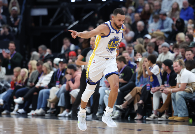 勇士三巨头轮休