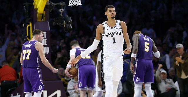 文班亚马谈NBA节奏：防守强度超预期，适应仍需时间