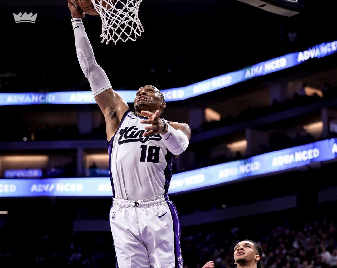 威少23+16+10梦回巅峰！勇士不敌国王暴露五大事实