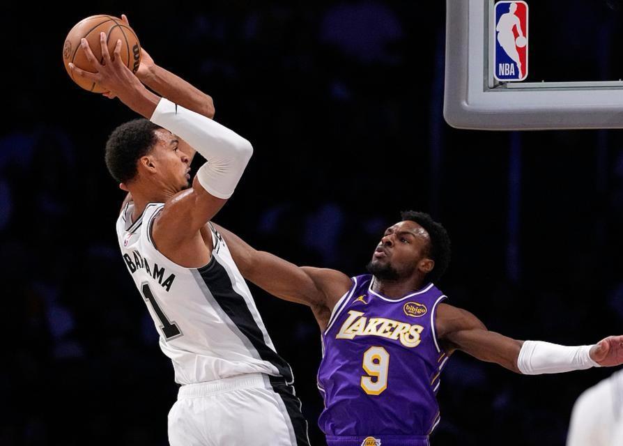 东契奇35+13！湖人豪取5连胜登西部第二，8大关键事实揭秘