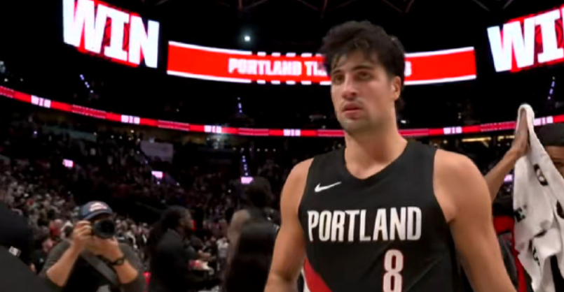 杨瀚森连续三场未登场！开拓者22分大逆转，雷霆赛季首败