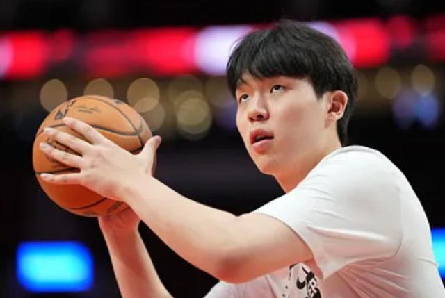 NBA常规赛：开拓者险胜雷霆，杨瀚森未出场引关注，工作室回应宵夜争议