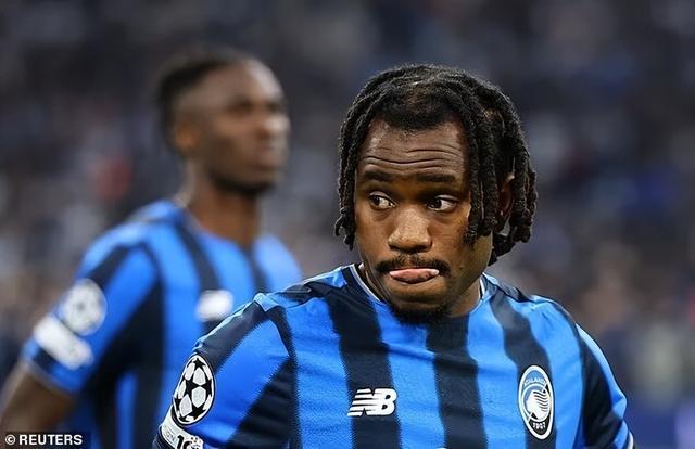 欧冠赛场内讧升级！亚特兰大球星卢克曼与主帅激烈冲突