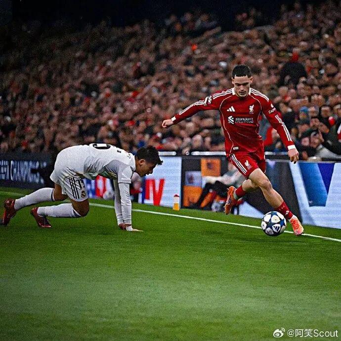维尔茨左路适配新环境，索博斯洛伊成利物浦压迫核心