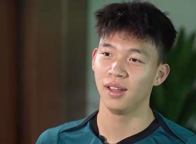 中国足球新星王钰栋态度转变：明确表态渴望留洋发展