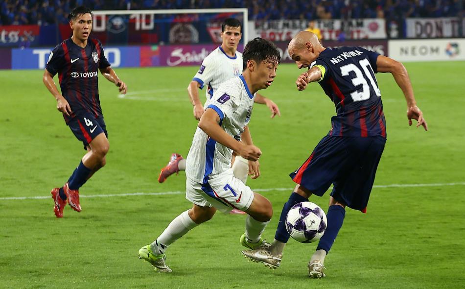 8大外援甘当绿叶！阿里夫艾曼成中超劲敌，足协政策遭质疑