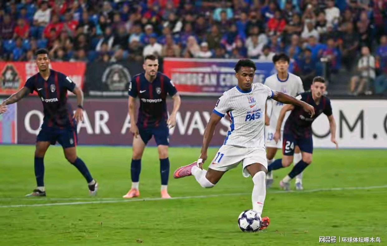 柔佛雨夜申花1-3落败，中超亚冠困境深度剖析