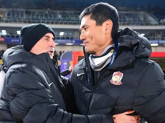 邵佳一力压两大欧洲名帅当选国足主帅，外教未获全票支持