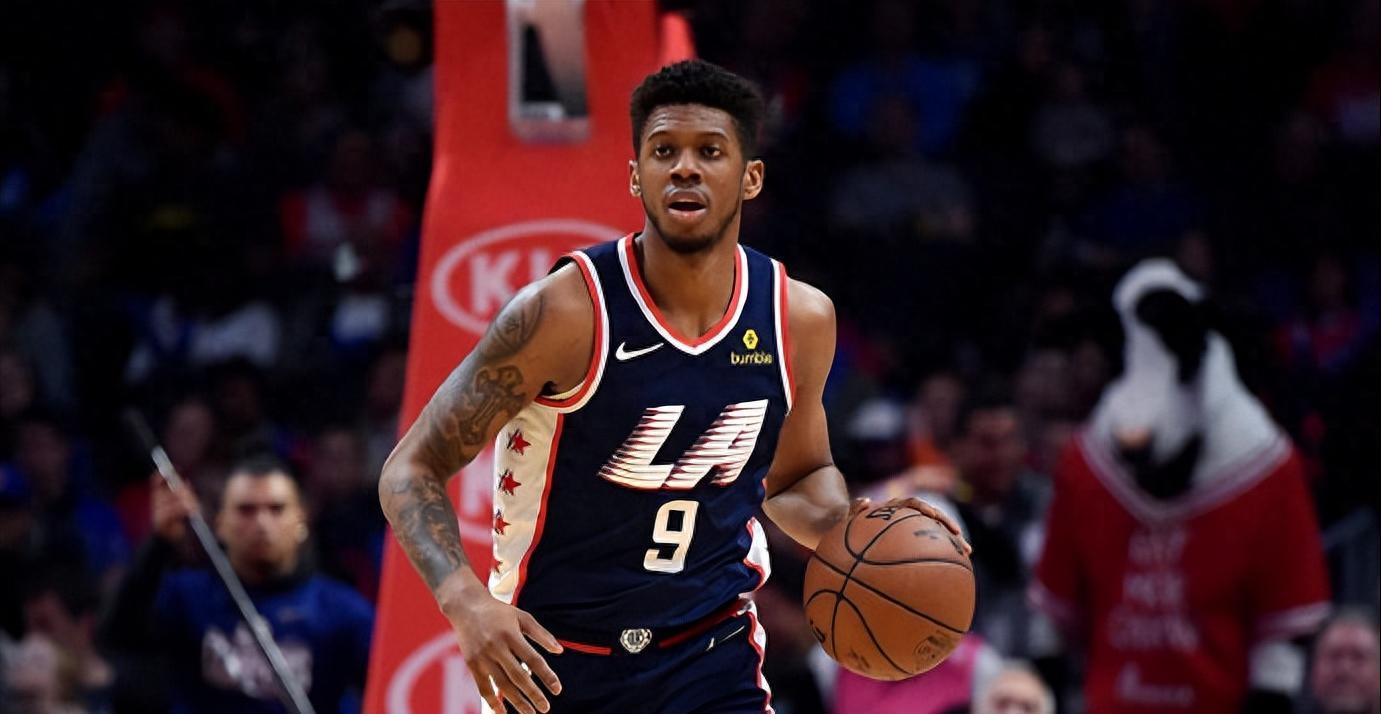 新疆男篮新外援引争议：伤病隐患+投射短板，争冠梦或破灭？