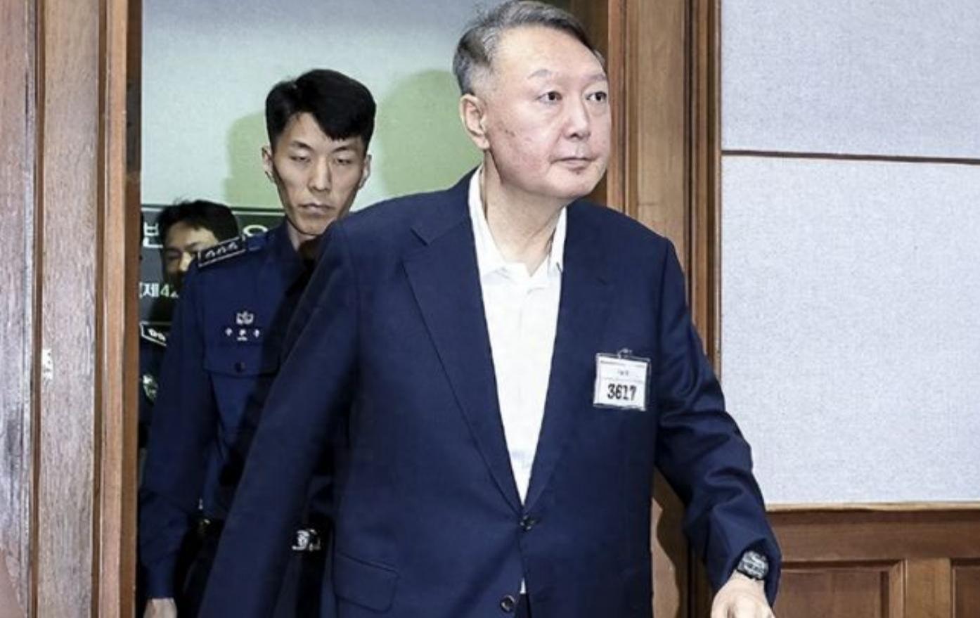 关键证人全招供，尹锡悦庭审遇“枪毙”一词当场失语